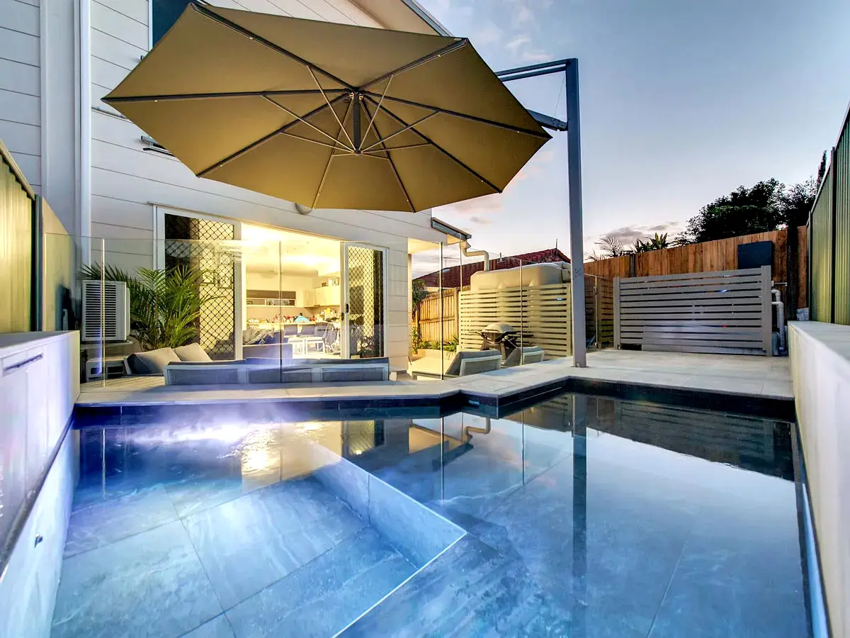CarinaHeights-environpools-brisbane-pool-builder