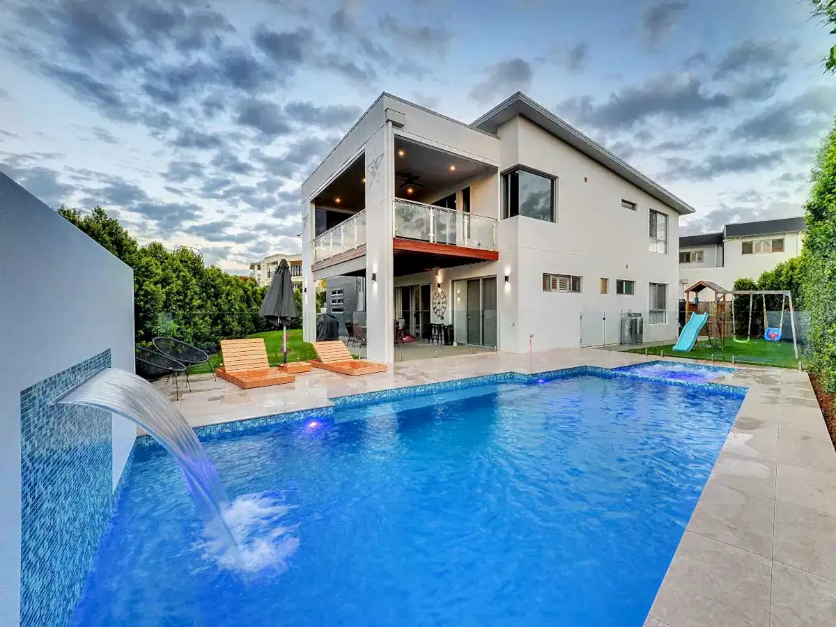 Carindale-environpools-brisbane-pool-builders