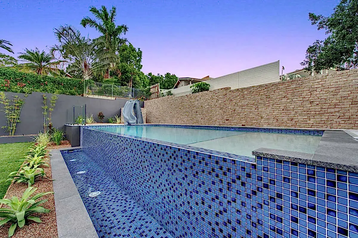 hollandpark-environpools-brisbane-2 hollandpark-environpools-brisbane-pool-builders