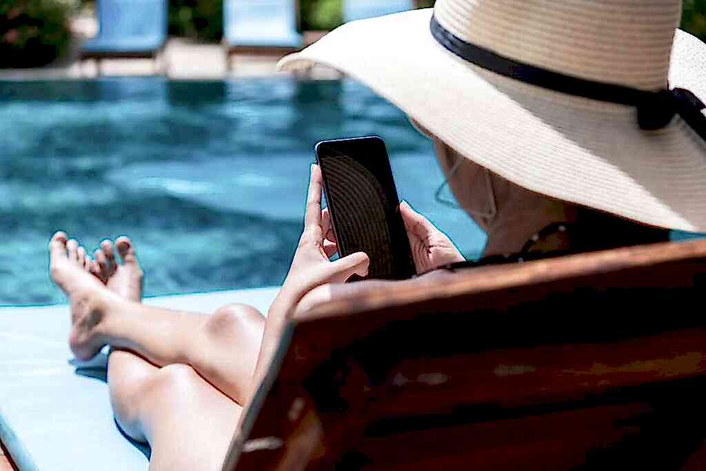 Smart Home Upgrades That Complement Your Pool Investment